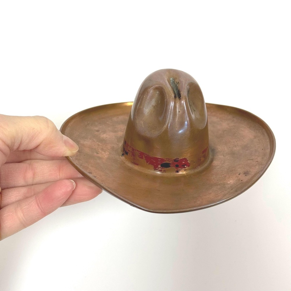 Vintage copper cowboy hat shelf sitter ashtray 5.5"
